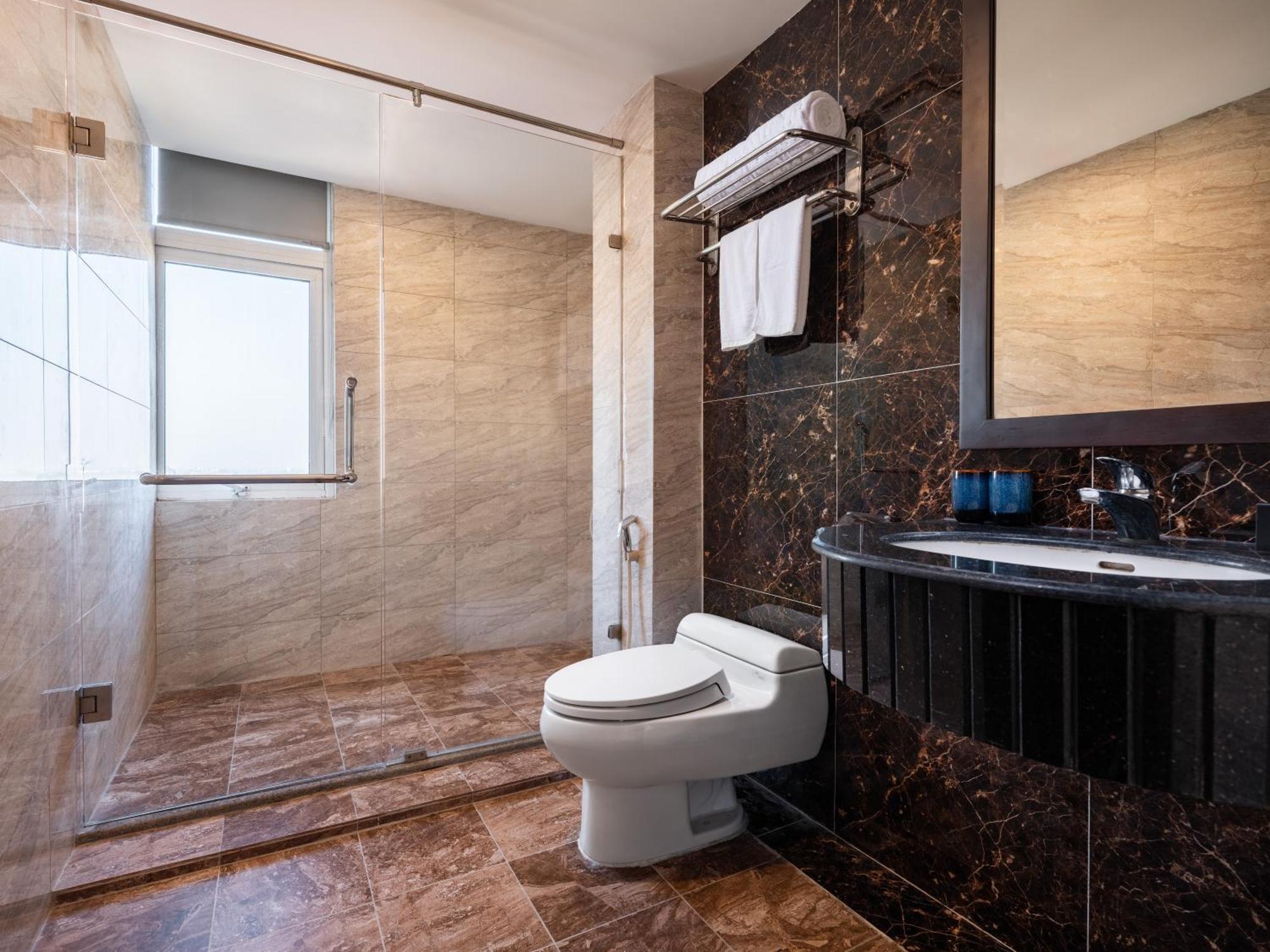 Double or Twin Room with City View